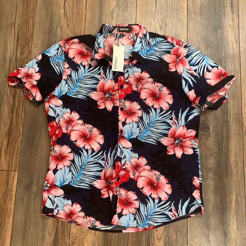 VatPave Brand New Button-Up Shirt